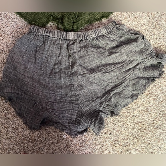 Women's Green and Gray Shorts Bundle Raw Hem Pockets Free People - Picture 9 of 9